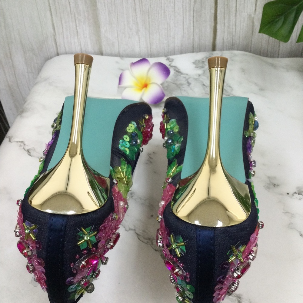 NWOT Betsey Johnson Netta Mesh  Multicolor Sequin Pointed Toe Pump - Picture 9 of 9